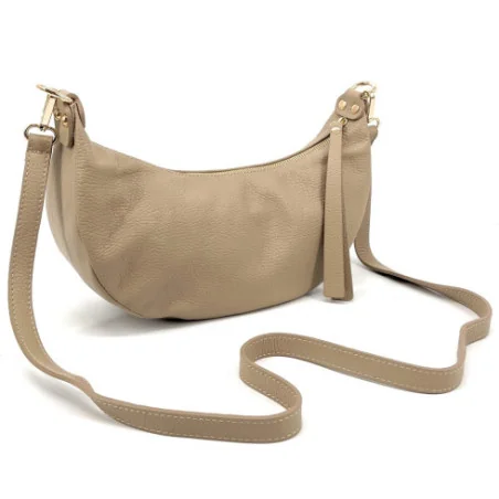 Sac à main hobo en cuir de vachette pour femme porté bandoulière ou épaule taupe clair