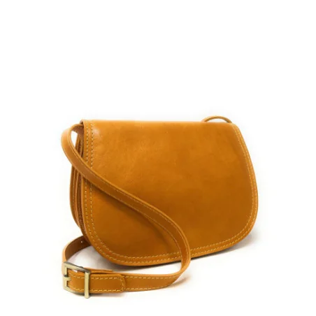 Sac à main bandoulière femme en cuir lisse italien porté épaule avec bandoulière réglable jaune