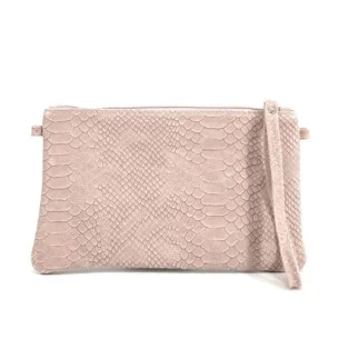 Sac pochette femme tendance en cuir façon serpent porté main épaule de travers et bandoulière rose pale