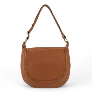 Sac besace femme tendance en cuir italien grainé porté bandoulière cognac