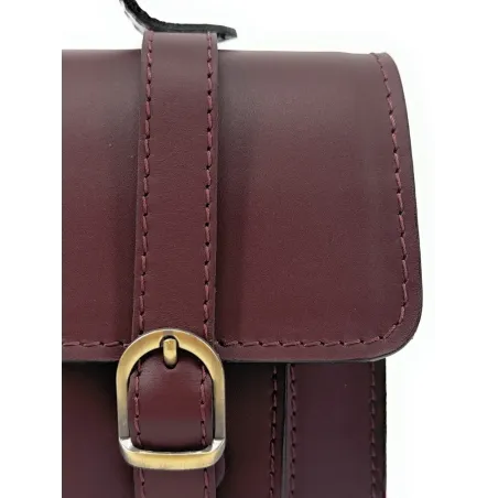 sac à main rouge bordeaux en cuir pour femme tendance type cartable