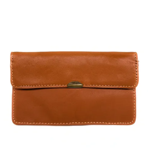 Porte-monnaie mode femme en cuir lisse italien porté main noir pochette tendance