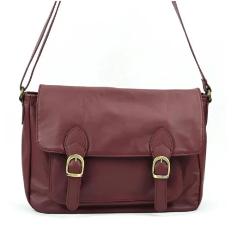 Sac tendance femme en cuir italien lisse porté bandoulière prune