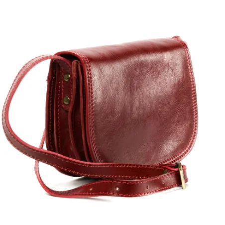 Sac mode femme en cuir italien pur cuir de vachette porté de travers rouge foncé sac bandoulière tendance